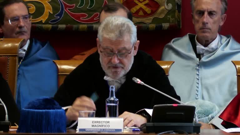 Acto de investidura de la Rectora, Rosa Mª Bolea, y toma de posesión de su Equipo de Gobierno