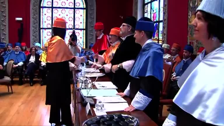 Investidura de nuevos Doctores y Premios Extraordinarios de Doctorado 2019 (parte 2 de 4)
