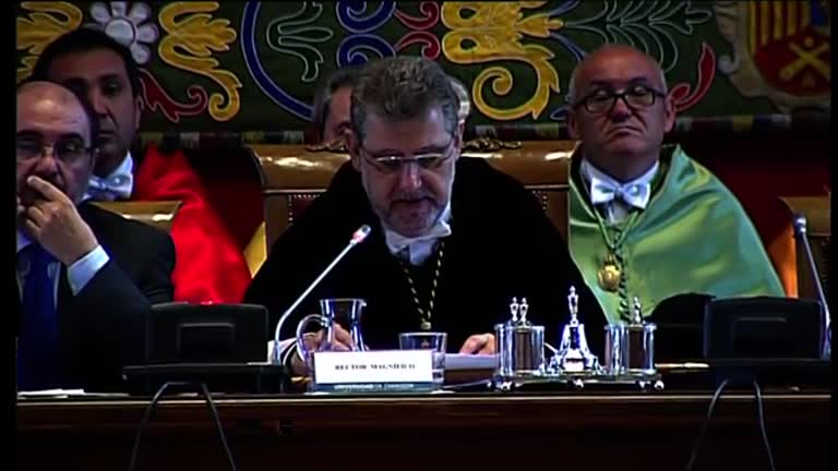 Acto solemne de Investidura del Rector Magnífico D. José Antonio Mayoral (parte 3 de 4)