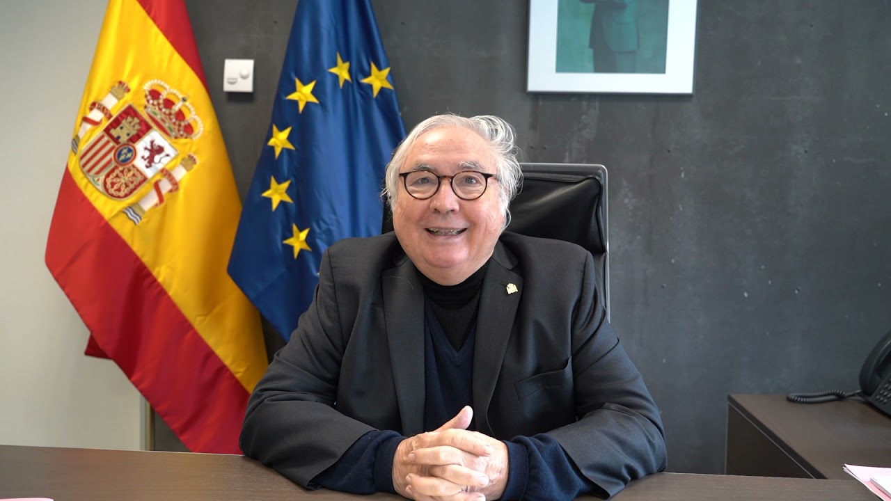 El ministro Manuel Castells interviene en el acto solemne de apertura del curso 21-22 del C. Iberus