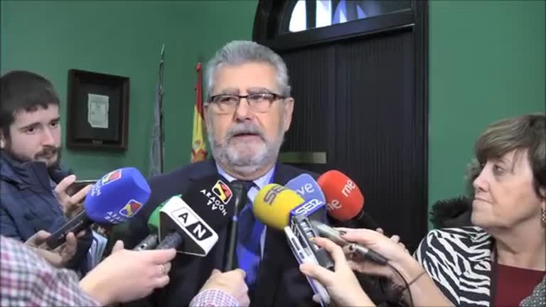 El rector señala en el informe de gestión su "defensa de la universidad pública de calidad"