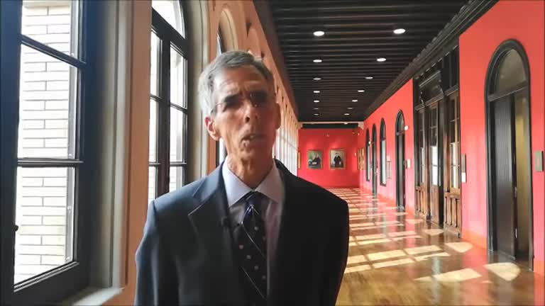 John J. Tracy pronuncia la lección inaugural de apertura del curso 2019-2010